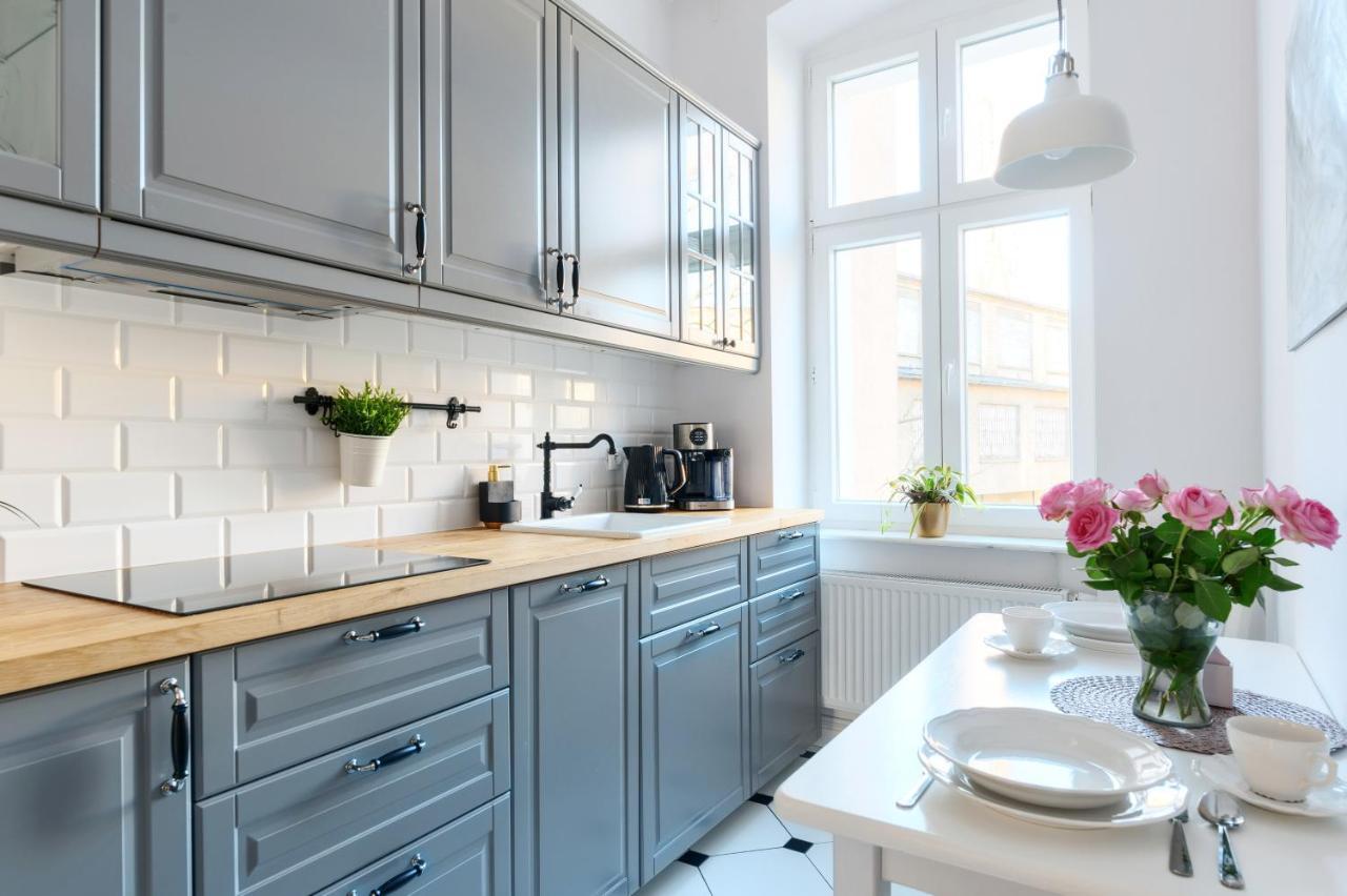 גורז'וב ווילקופולסקי Apartament Nowe Miasto - Skwer Malarzy מראה חיצוני תמונה